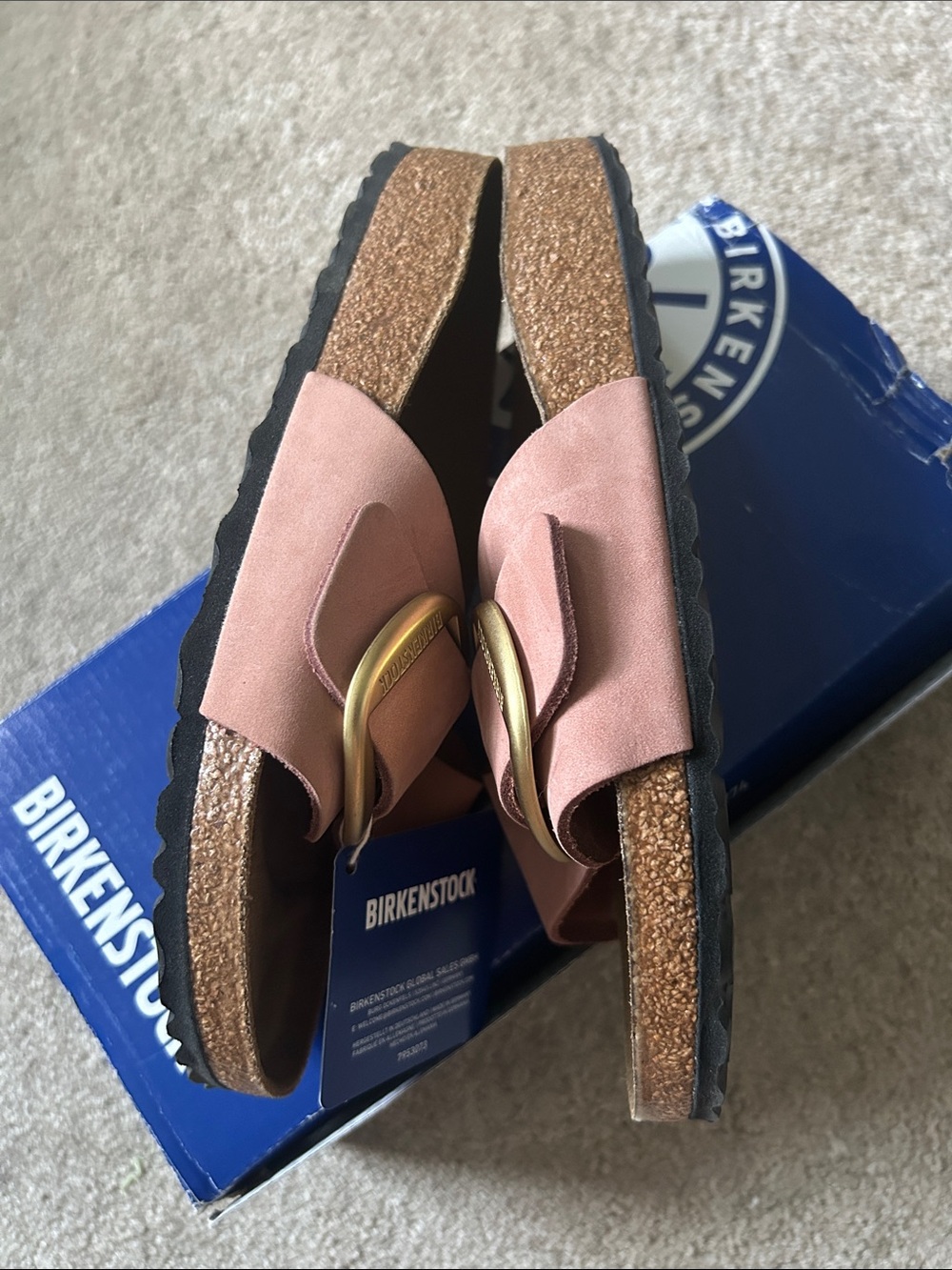 Birkenstock Women’s Single Strap Sandals in Old Rose Pink with Gold Buckle - Picture 3 of 5